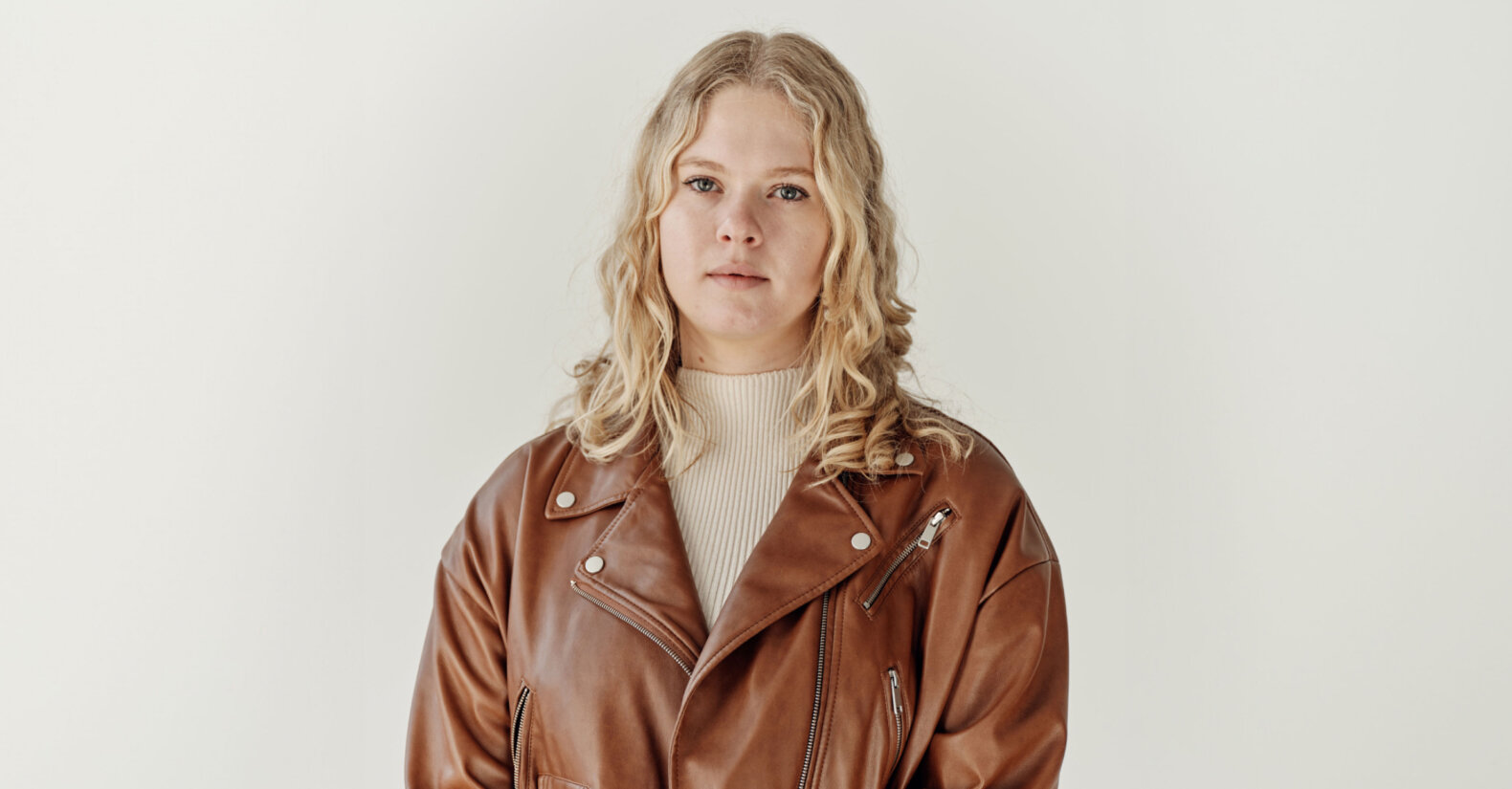Kirsten Holland